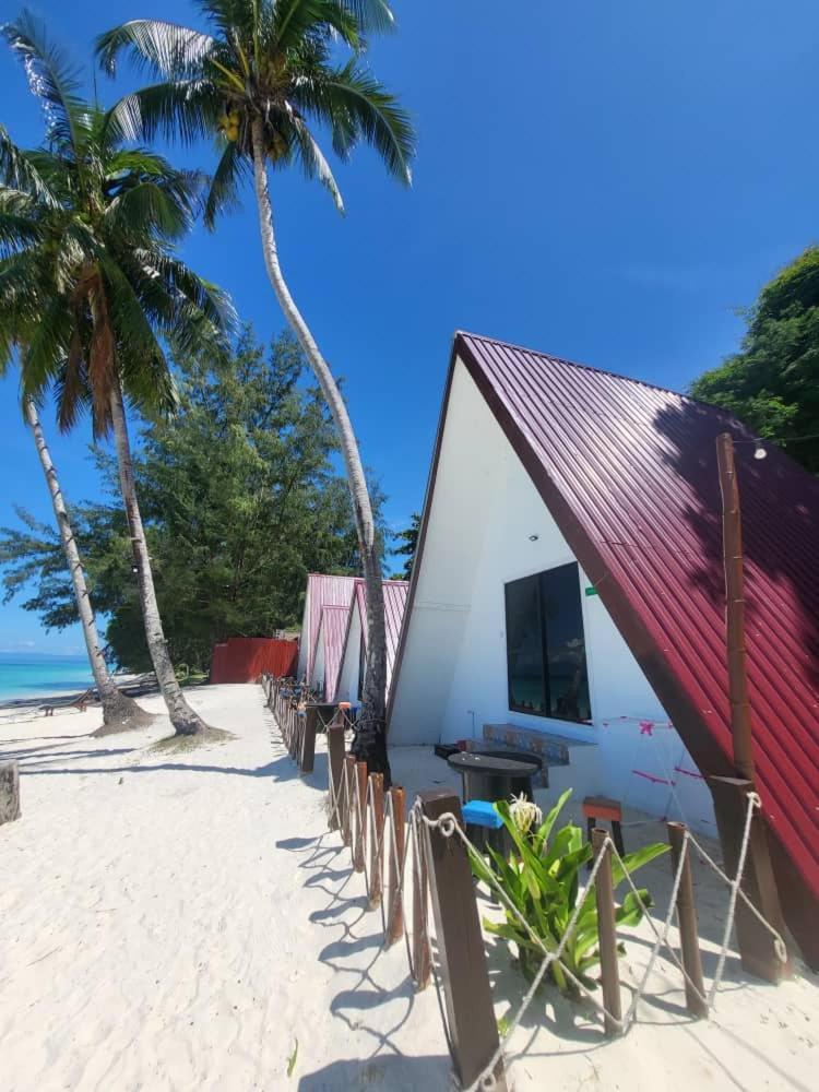 Dewati Roomstay B&B Lang Tengah Εξωτερικό φωτογραφία
