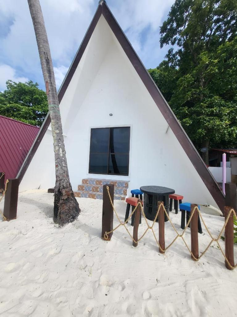 Dewati Roomstay B&B Lang Tengah Εξωτερικό φωτογραφία