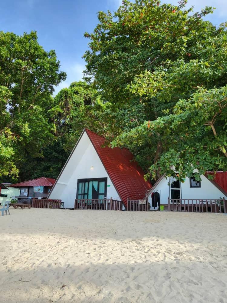 Dewati Roomstay B&B Lang Tengah Εξωτερικό φωτογραφία